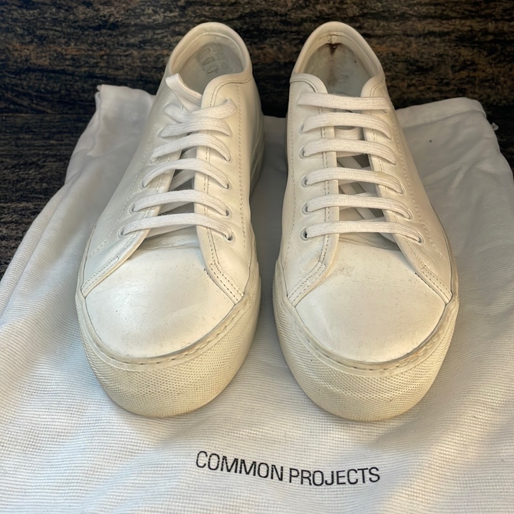 Common Projects Sz 38
